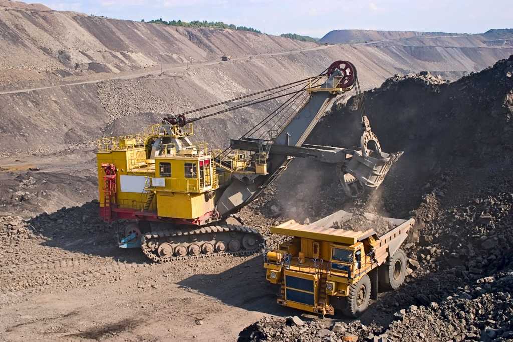 mining industry 1024x683 1
